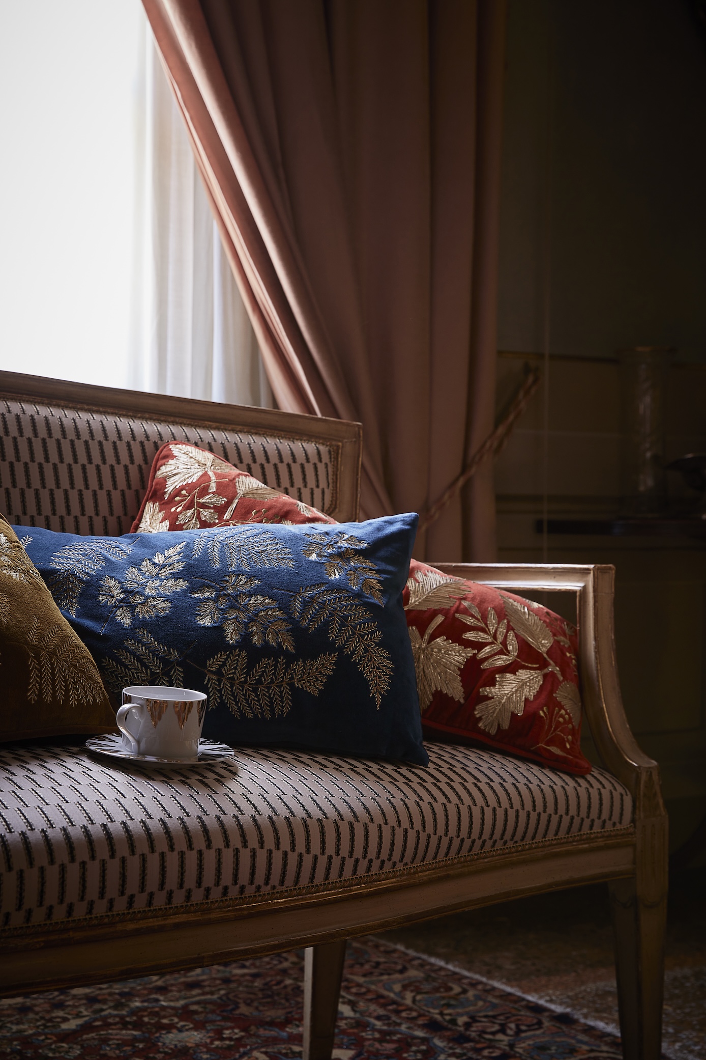 EBC32 – EBC33 EBC32 – EBC33